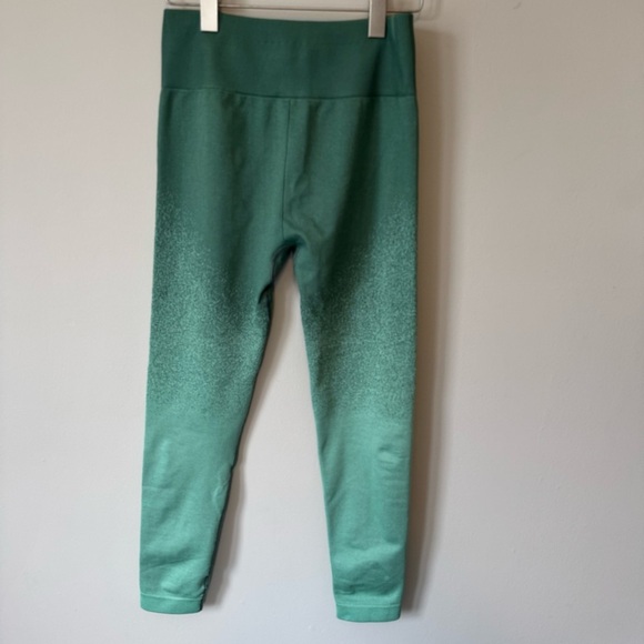 Gymshark Adapt Ombre Green Leggings Size Medium - Picture 6 of 6